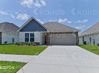 115 Teddy Ln, Lafayette, LA 70507
