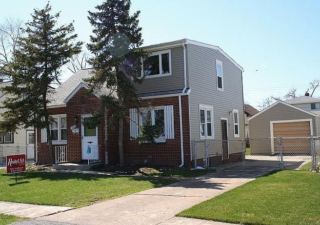 1st image of 108 Chaplin Dr