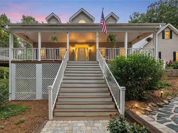 130 Dorothy Ln, Pickens, SC 29671