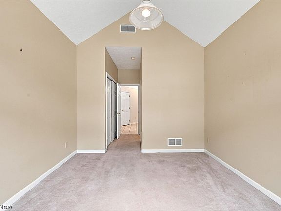 4th image of 6797 Rolling Meadow Dr
