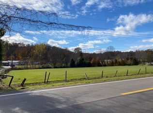 16221 Winfield Rd, Winfield, WV 25213