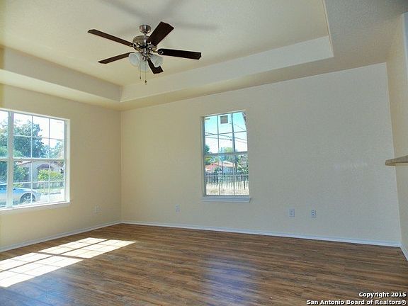 5th image of 1711 W Gerald Ave