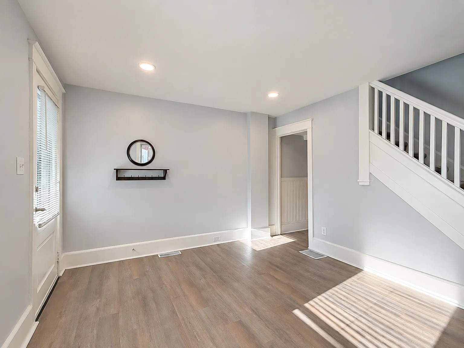 2 bed, 1.5 bath, 1080 sqft, $1,595 — Photo 3