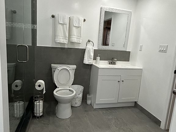 5th image of 4828 Cheviot Rd #10