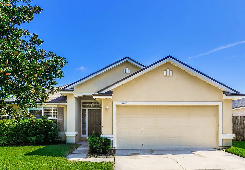 2912 Brittany Bluff Dr