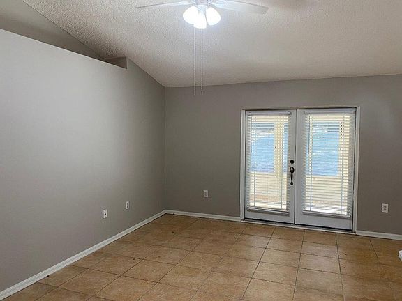 3rd image of 1123 Breezy Knoll St