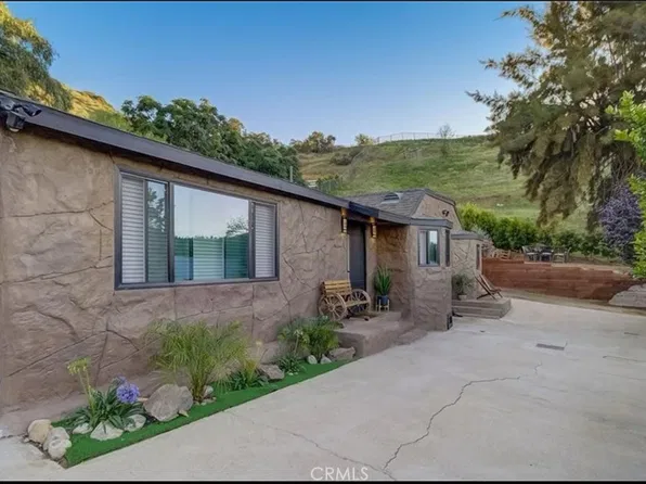 9578 Sunland Blvd, Sunland, CA 91040