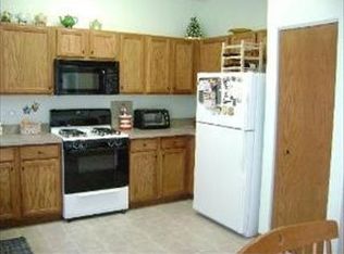 28782 W Pondview Dr, Lakemoor, IL 60051