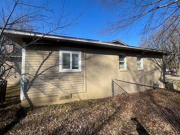 5th image of 1503 Haywood Ave