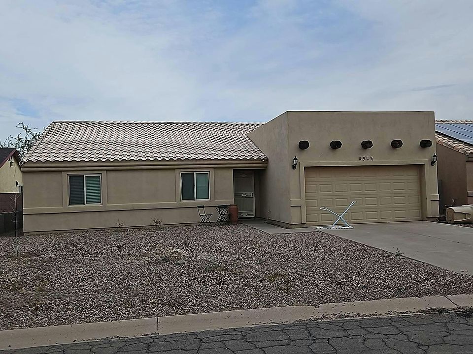 1st image of 8946 W Pineveta Dr