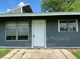 500 S Austin Rd, Eagle Lake, TX 77434