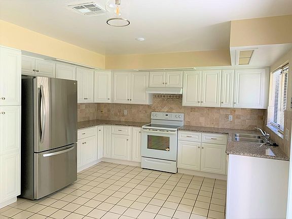 4th image of 8260 Burgos Ct