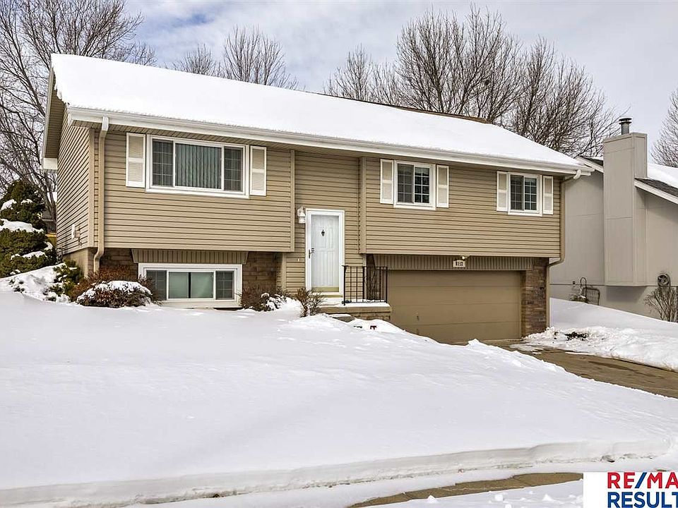 1st image of 8112 S 153rd St
