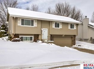 8112 S 153rd St, Omaha, NE 68138