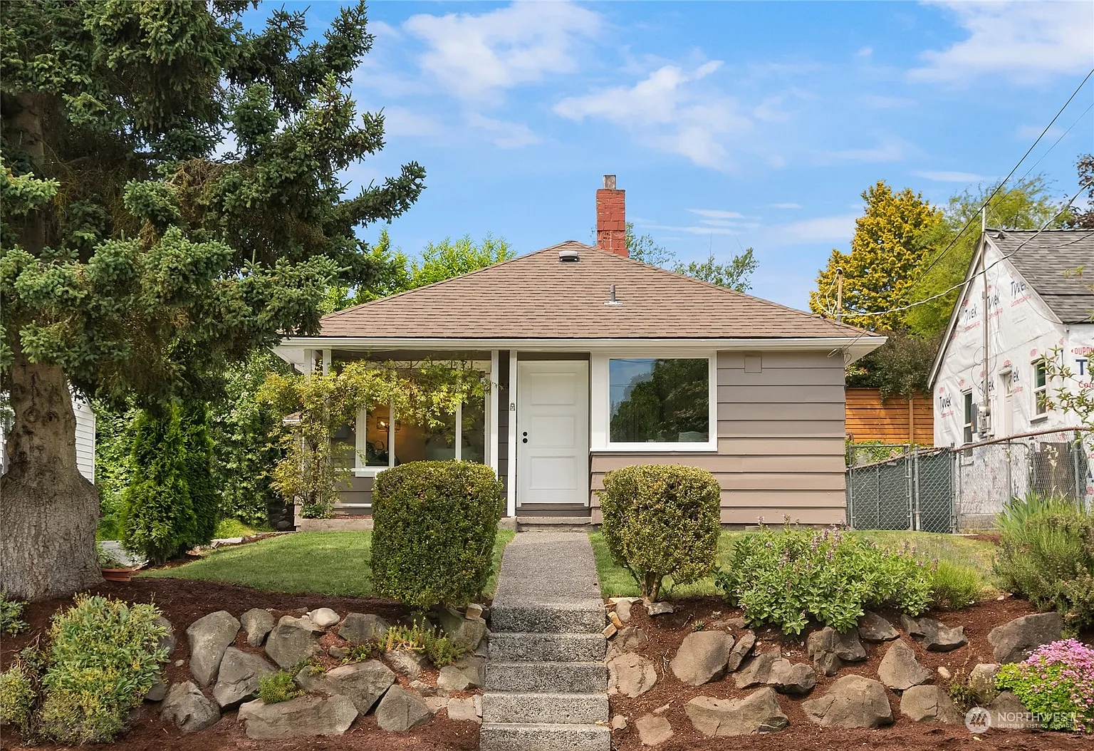 9235 12th Avenue SW photo 1