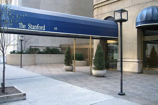 Sold by Corcoran | media 7