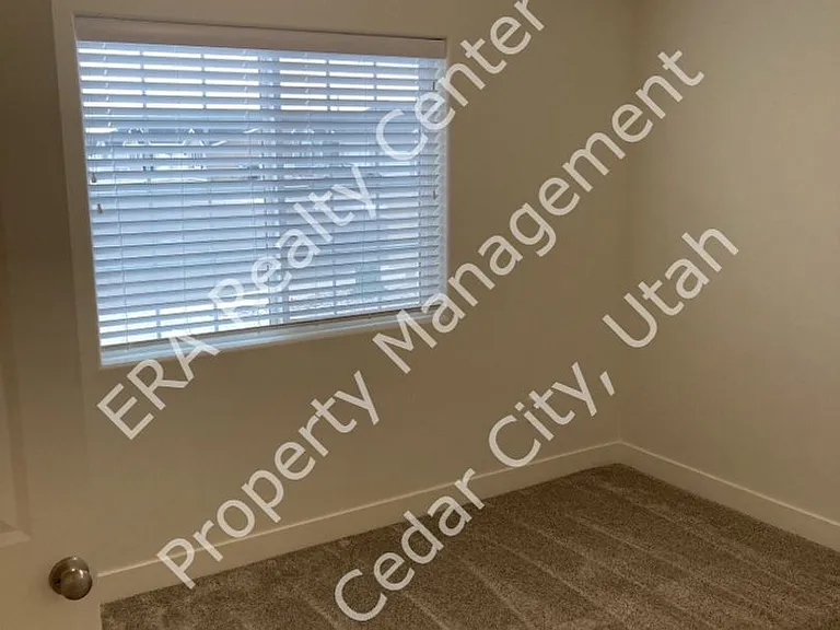 2334 N 450 W — Photo 14