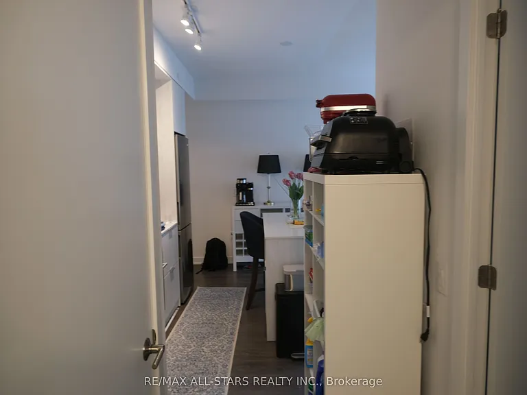 130 River St #1007 — Photo 4