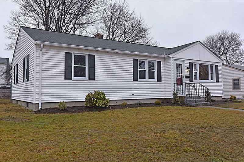 1st image of 7 Maribeth Dr