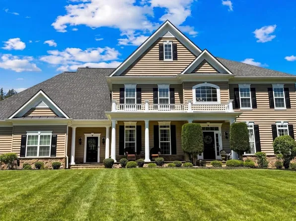 50 Lupine Dr, Stafford, VA 22556