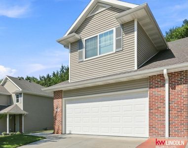4215 N 18th St, Lincoln, NE, 68521
