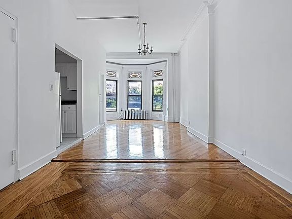 3rd image of 384 Park Pl APT 2
