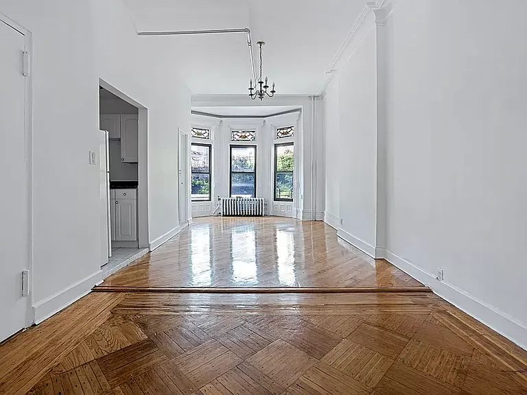 384 Park Pl #2 — Photo 3