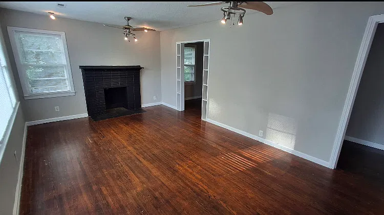 906 Appleby Street Northwest - 1 — Photo 2