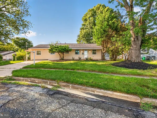 6204 Auth Rd, Suitland, MD 20746