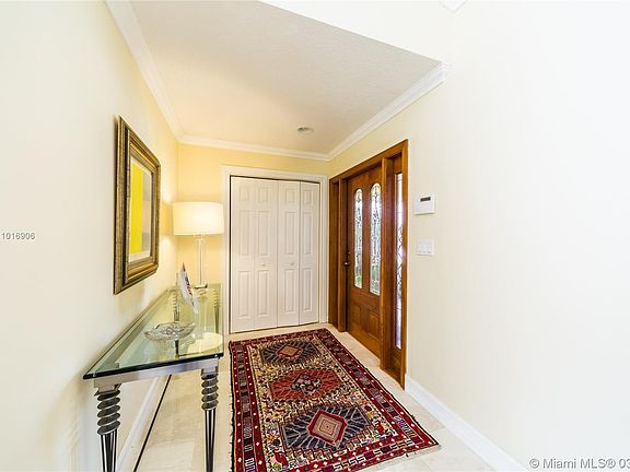 3rd image of 10440 NW 46th St