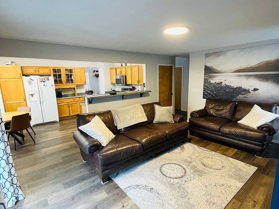2nd image of 4837 Sweetgrass Ln
