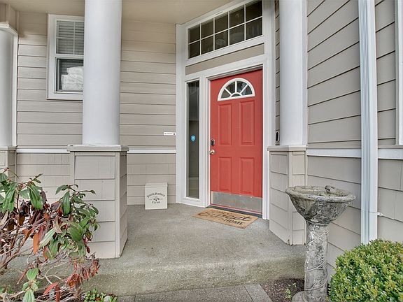 3rd image of 9413 188th St E