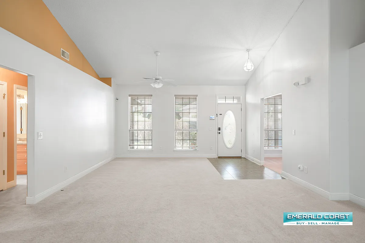 Building Photo - 238 Foxchase Way