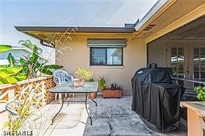 4th image of 1448 SE 21st St