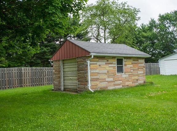 2nd image of 25748 State Road 23