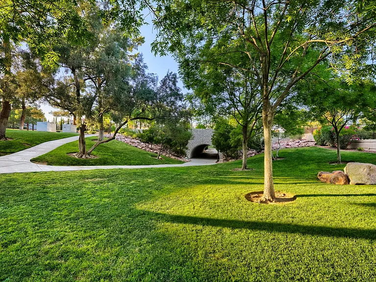 1416 Palantine Hill Dr — Photo 25