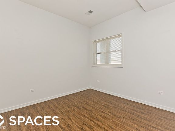 5th image of 2500 N Clybourn Ave APT 203