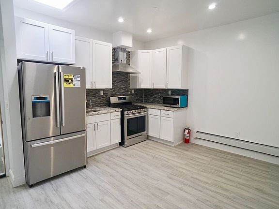 3rd image of 1094 Flatbush Ave #3