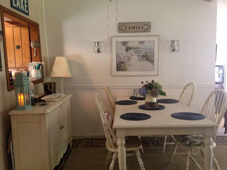 2nd image of 2 Terrace Dr