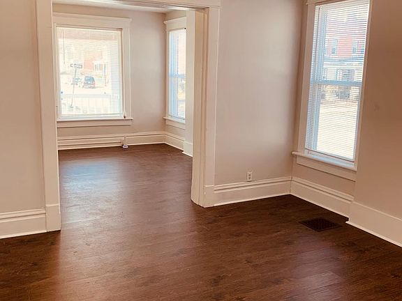 3rd image of 262-264 Miller Ave #262/4M
