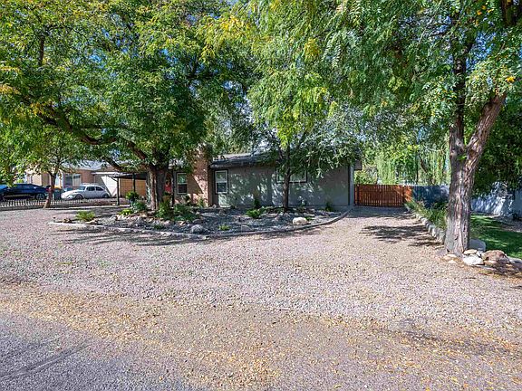 3rd image of 309 E Highland Dr