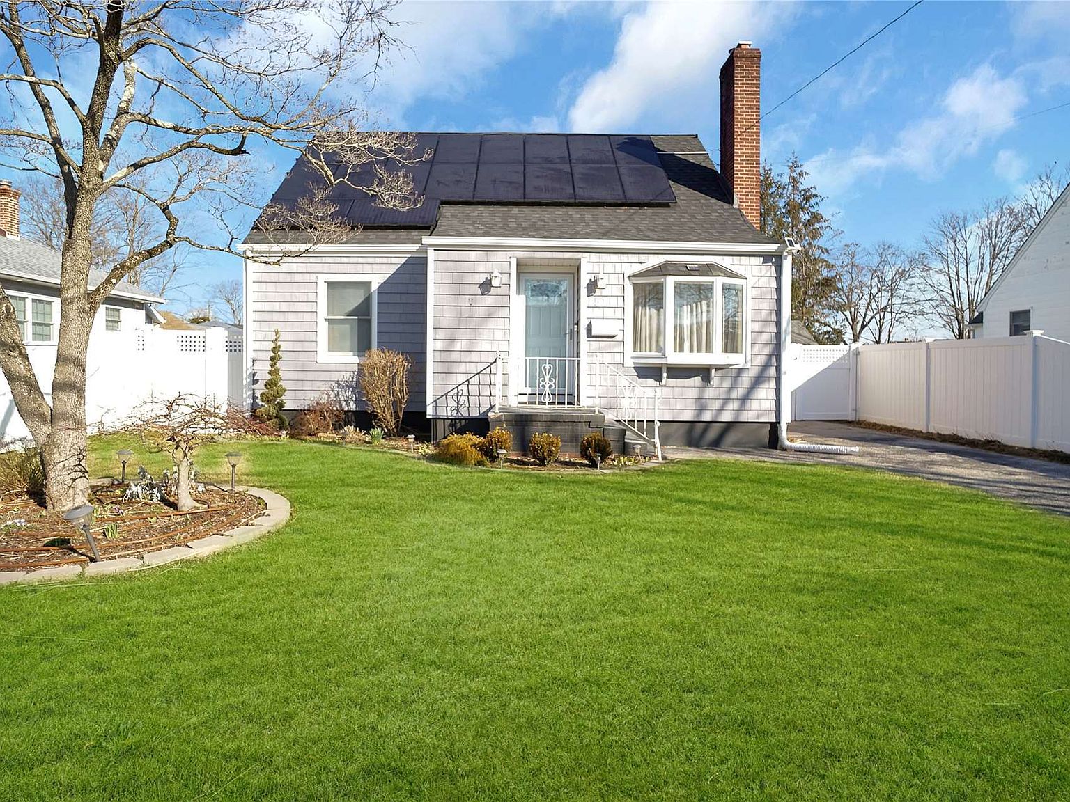 51 Jefferson Street, East Islip, NY 11730 Zillow