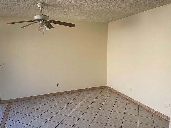 2nd image of 2730 Lind Ave APT C