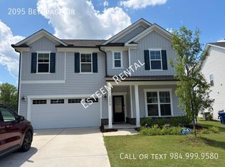 2095 Bethpage Dr, Fuquay Varina, NC 27526