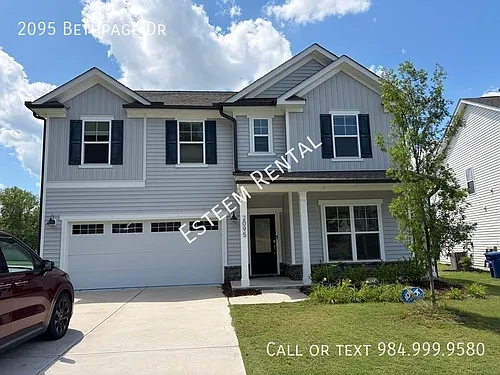2095 Bethpage Dr Photo 1