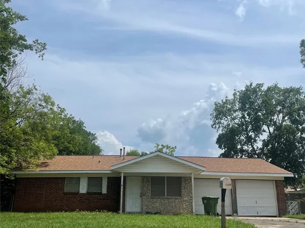 1400 SE 21st St, Mineral Wells, TX 76067