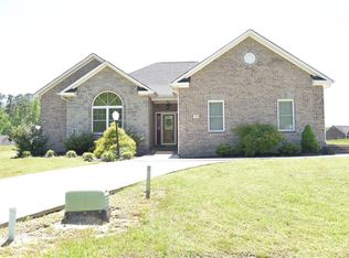 3406 Cobblestone Ct, Hopewell, VA 23860
