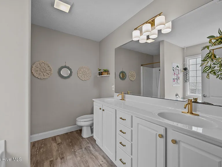 508 Azalea Dr — Photo 30