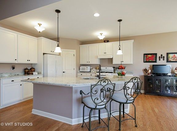 4th image of 1505 Star Grass Cir