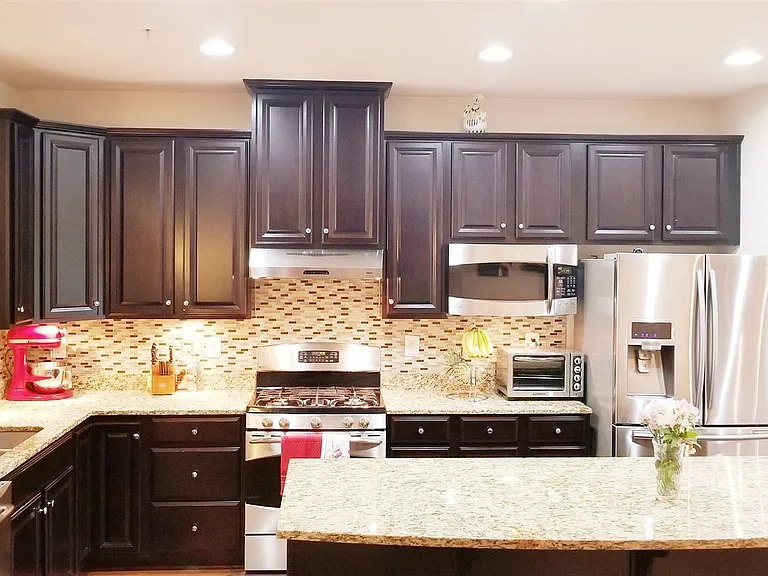 8607 Enoch Pratt Dr — Photo 10